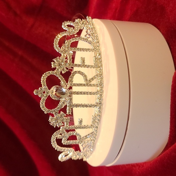 RETIREMENT Sash & Rhinestone Tiara Celebration set NWT Silvertone metal - Picture 7 of 7